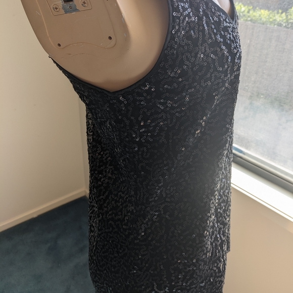 DECJUBA Sequin Top (sS) Black Sparkle - Picture 2 of 11